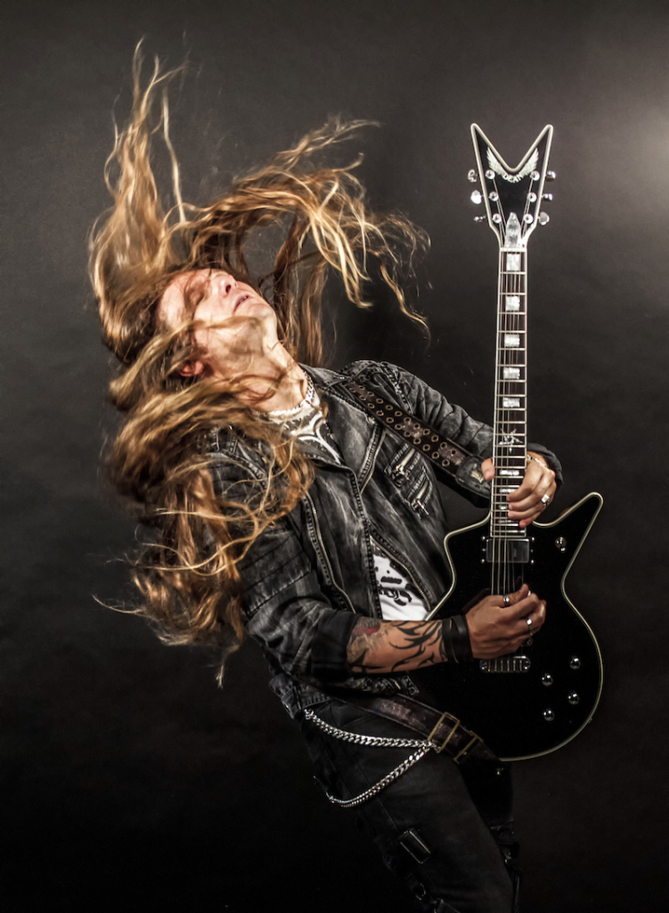 nAndyMartongelliSpiralPromopix1