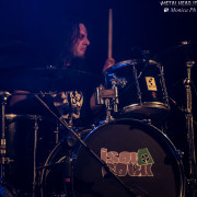 fotoBadBones3915_IsolaRockWinter16