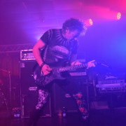 fotoCryingSteel_20160513_8438