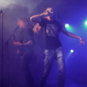 fotoCryingSteel_20160513_8448