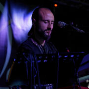 fotoOfNewTrolls_20220611_0117