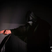 fotoMortuaryDrape_20230304_2029