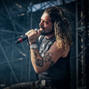 fotoElegantWeapons_20230702_4811