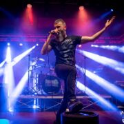 fotoOneLegMan_20240518_8439