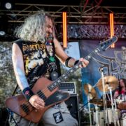 fotoDarkRedeemer_20250720_9903