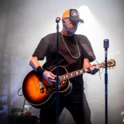 fotoNegrita_20251216_2217