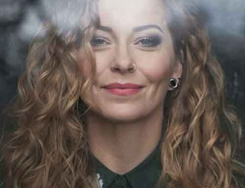 ANNEKE VAN GIERSBERGEN, presenta “Red Sky” dal suo prossimo EP