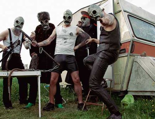 HAERDSMAELTA, con “The Kids Are Alt-Right” la formazione underground svedese trasforma paura, disuguaglianza e panico politico in esplosione punk tutta da ballare